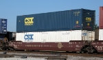 BNSF 253830B and CSXU 931527